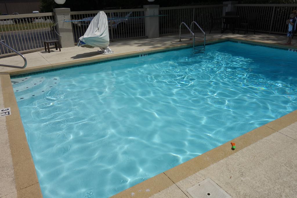 Country Inn & Suites By Radisson, Tuscaloosa, Al Extérieur photo