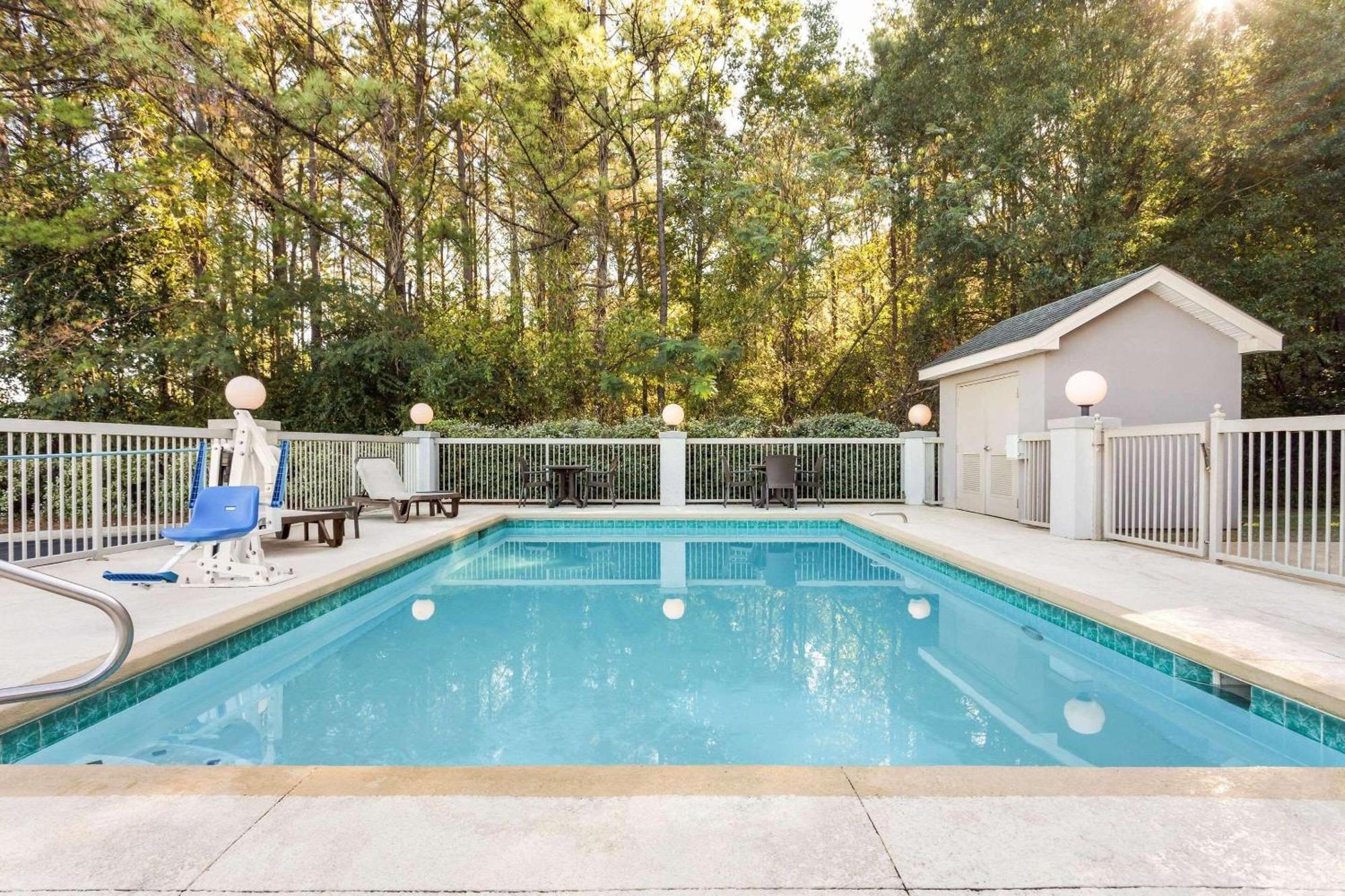 Country Inn & Suites By Radisson, Tuscaloosa, Al Extérieur photo